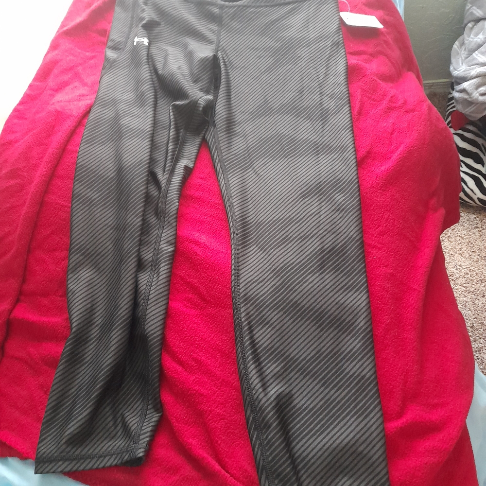 Project Rock Workout Leggings – Size Large